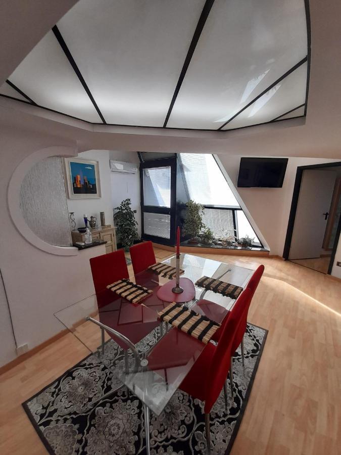 Corte Lambruschini Central Apartment With Free Covered Parking Genoa Exterior photo